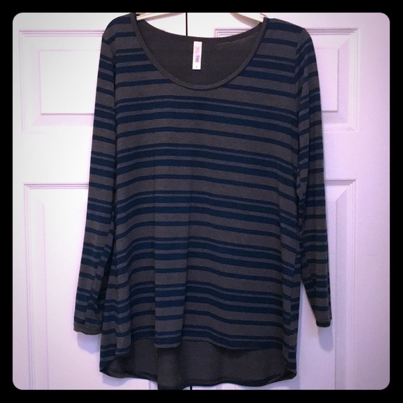 ๐2/$15 Lularoe Lynnae - Picture 2 of 6